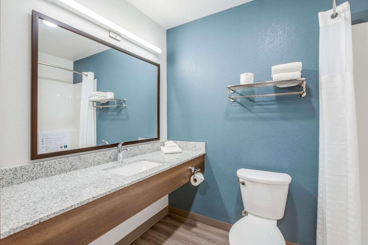 Woodspring Suites Detroit Фармингтон-Хиллз Экстерьер фото